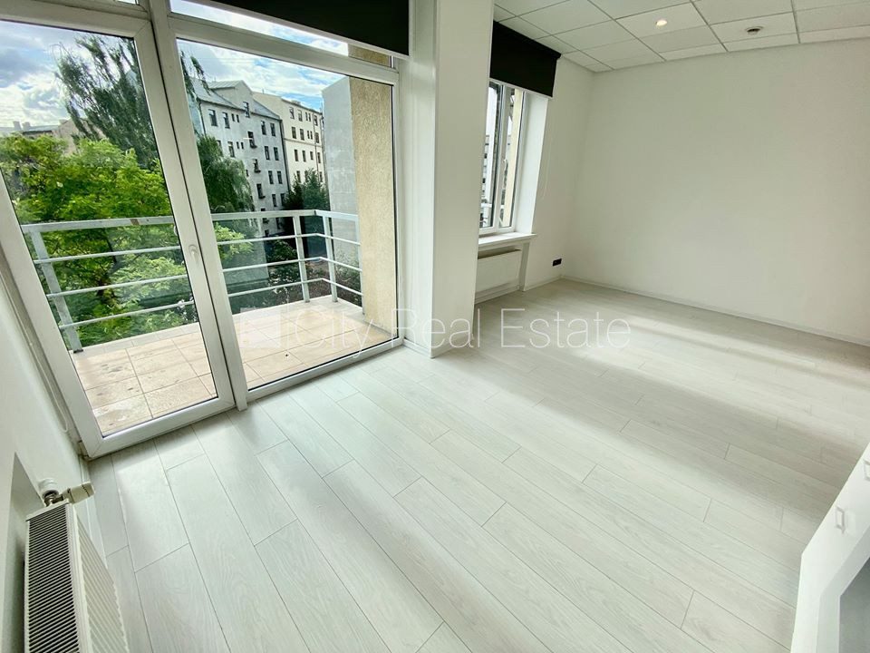 1-toaline korter Rīga, Centrs, 28 m², üür, Foto 2 / 10