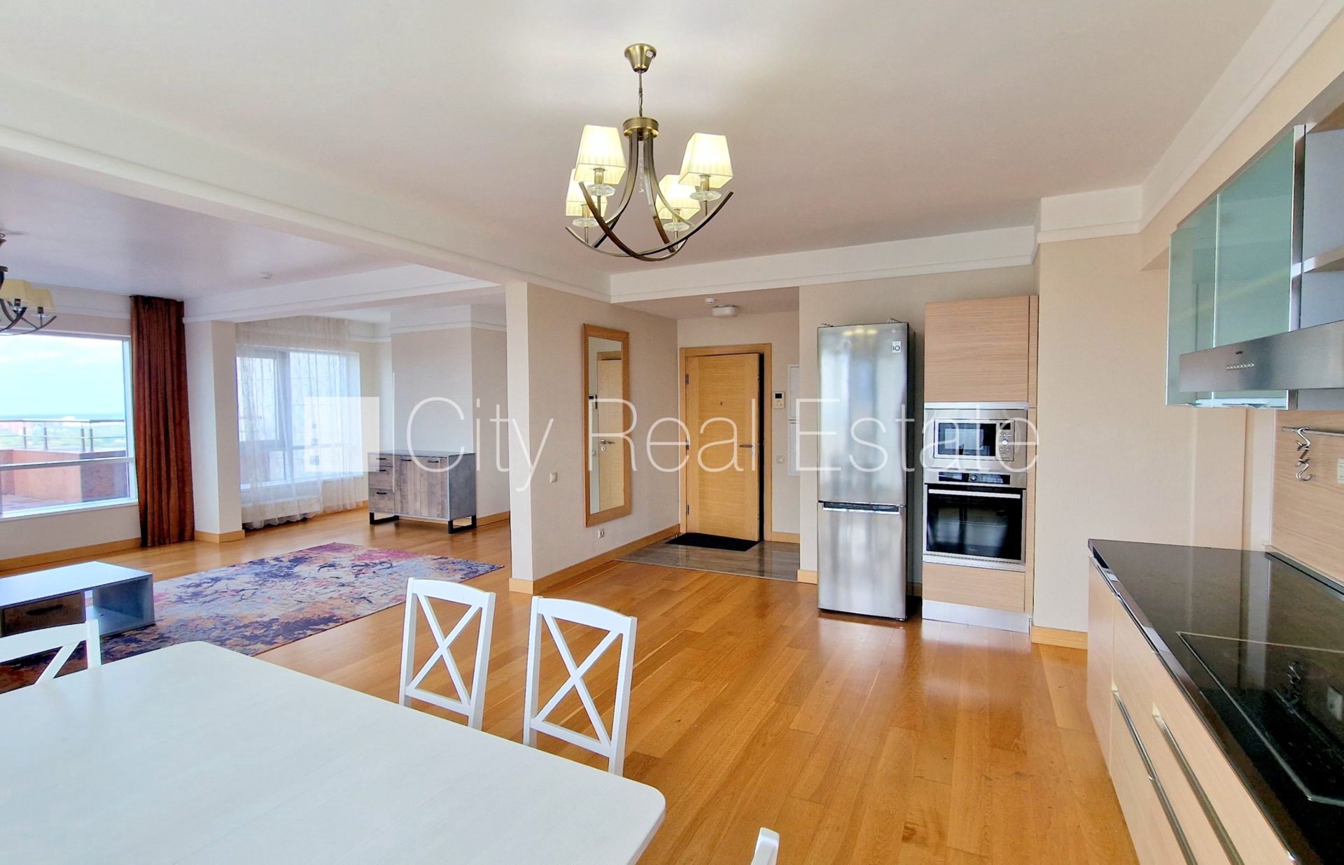 3-комнатная квартира в Рига, Шампетерис, 180 м², аренда, Фото 6 из 10