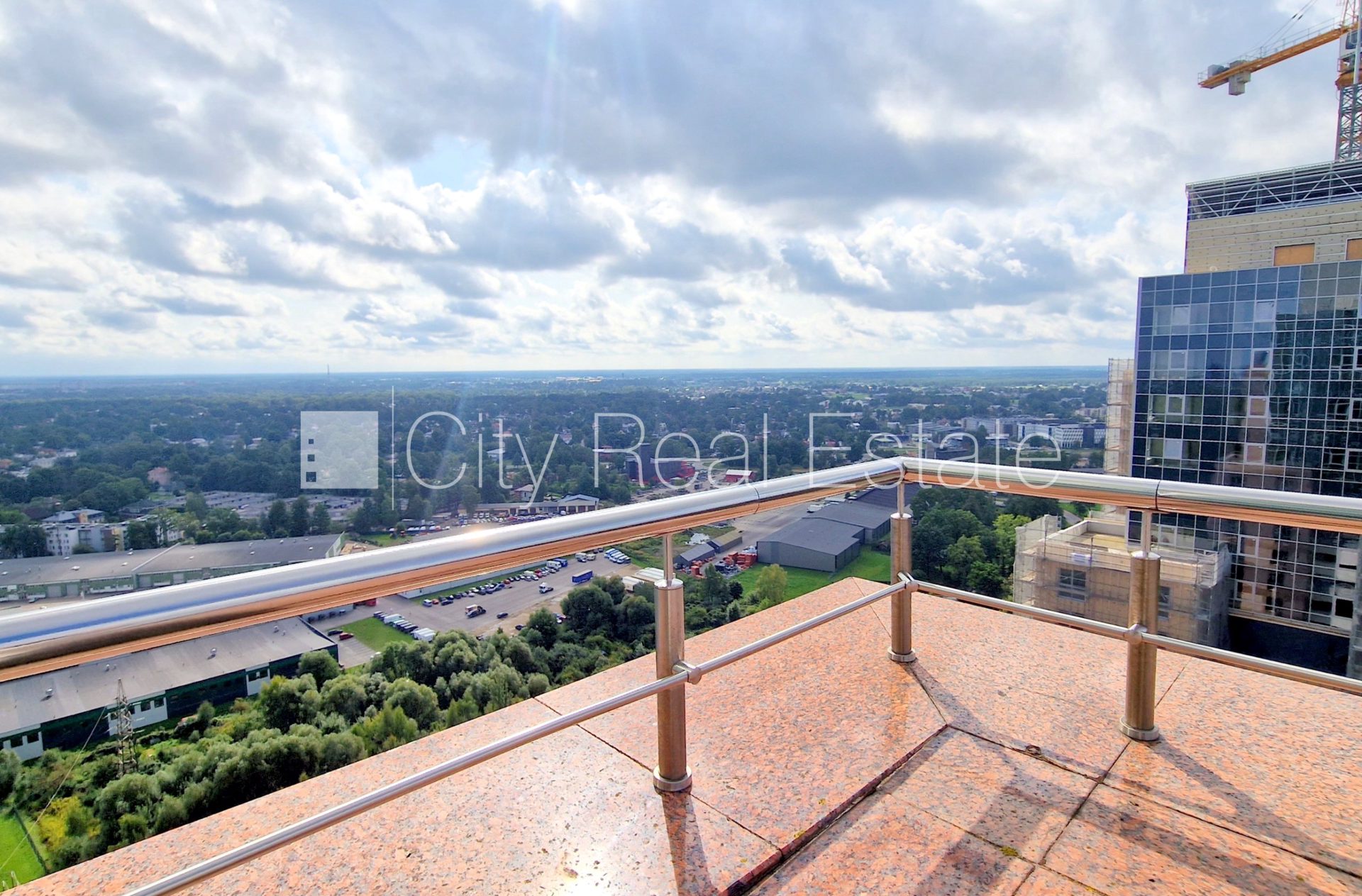 3-комнатная квартира в Рига, Шампетерис, 180 м², аренда, Фото 10 из 10