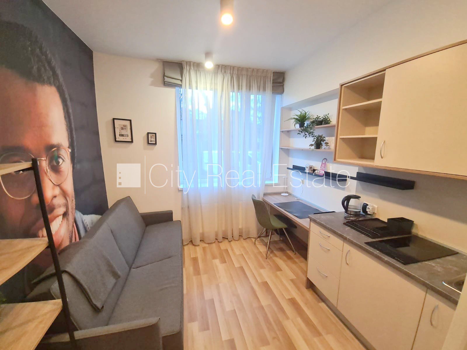 1-toaline korter Rīga, Šampēteris, 16 m², üür, Foto 1 / 10