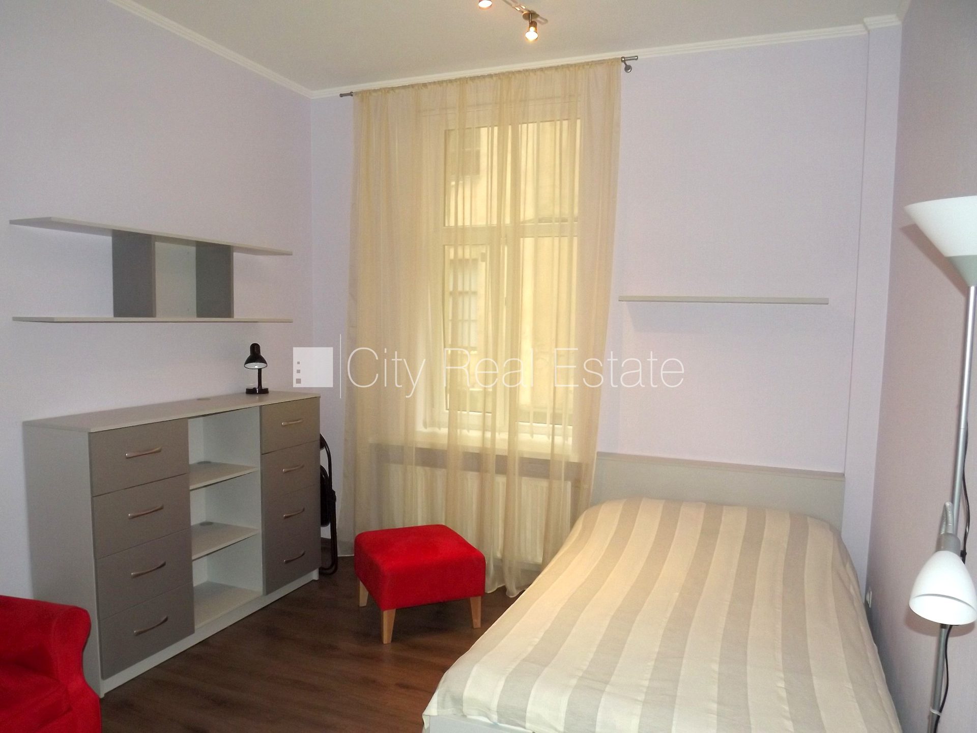 1 istabu dzīvoklis Rīga, Centrs, 28 m², izīrē, Foto 3 no 7