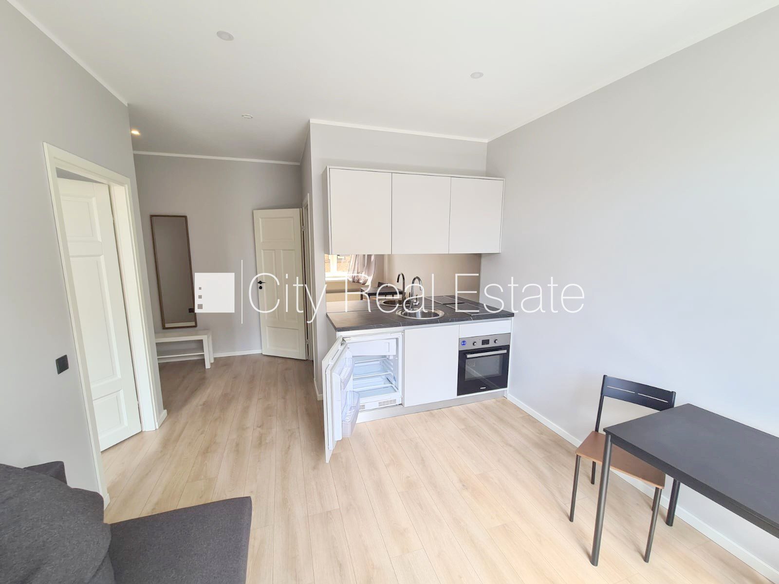 2-room apartment for rent in Riga, City Centre, 30 m², Photo 2 of 10