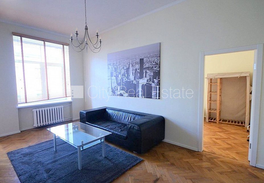 4-toaline korter Rīga, Centrs, 90 m², üür, Foto 1 / 10