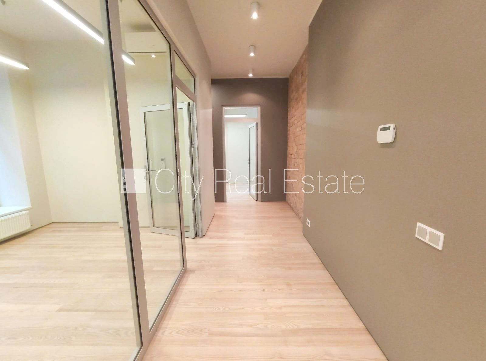 Komerctelpas Rīga, Vecrīga, 166 m², izīrē, Foto 7 no 10