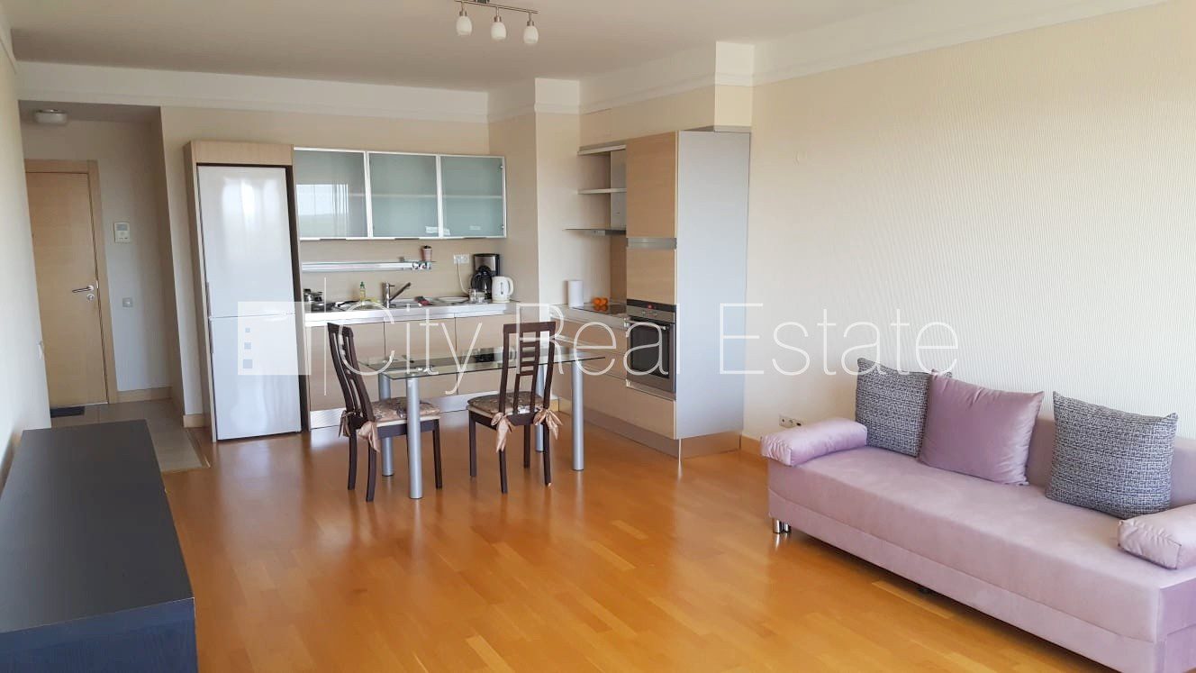 2 istabu dzīvoklis Rīga, Šampēteris, 68 m², izīrē, Foto 3 no 10