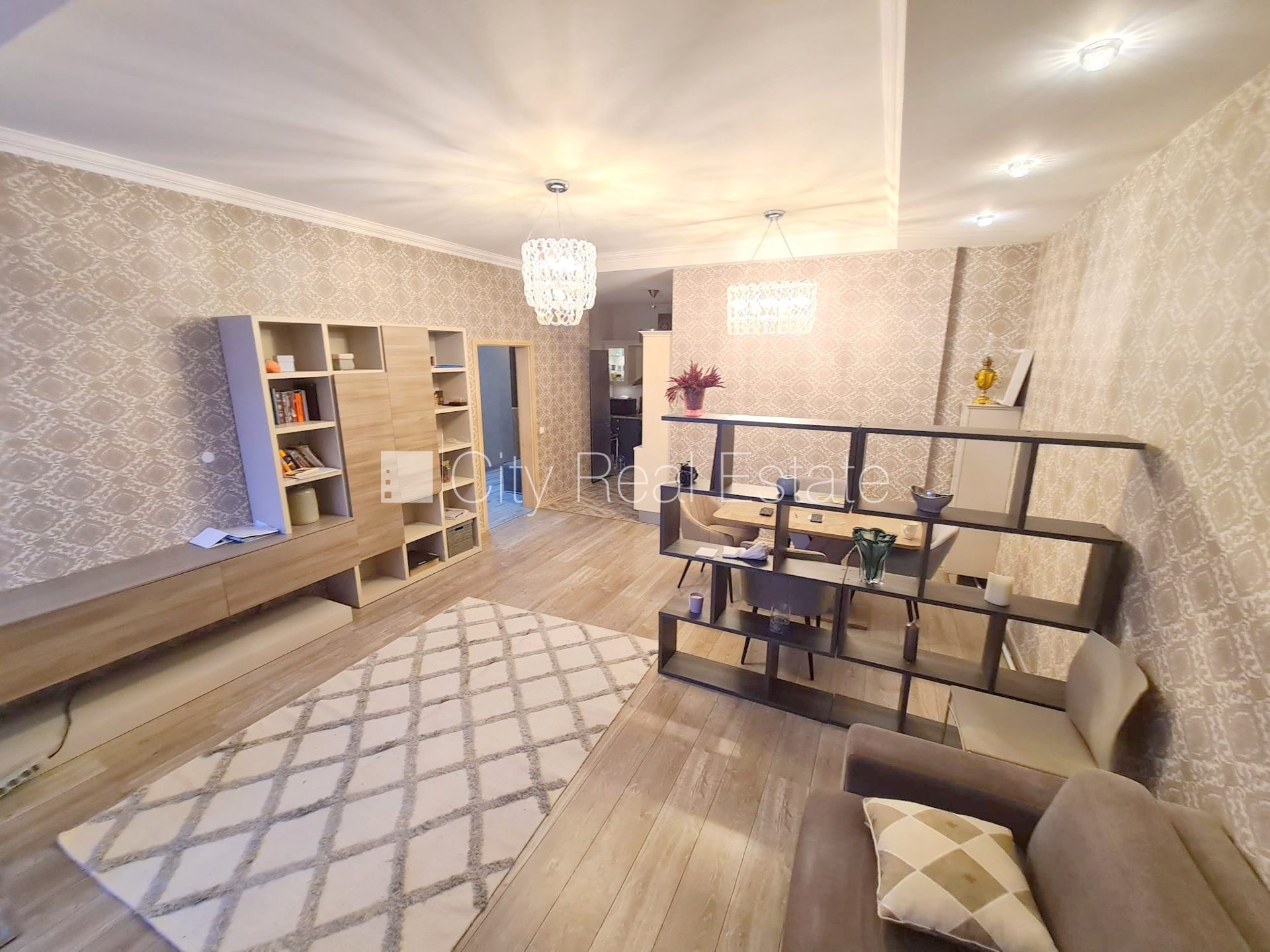 2-toaline korter Jūrmala, Melluži, 77 m², üür, Foto 2 / 10