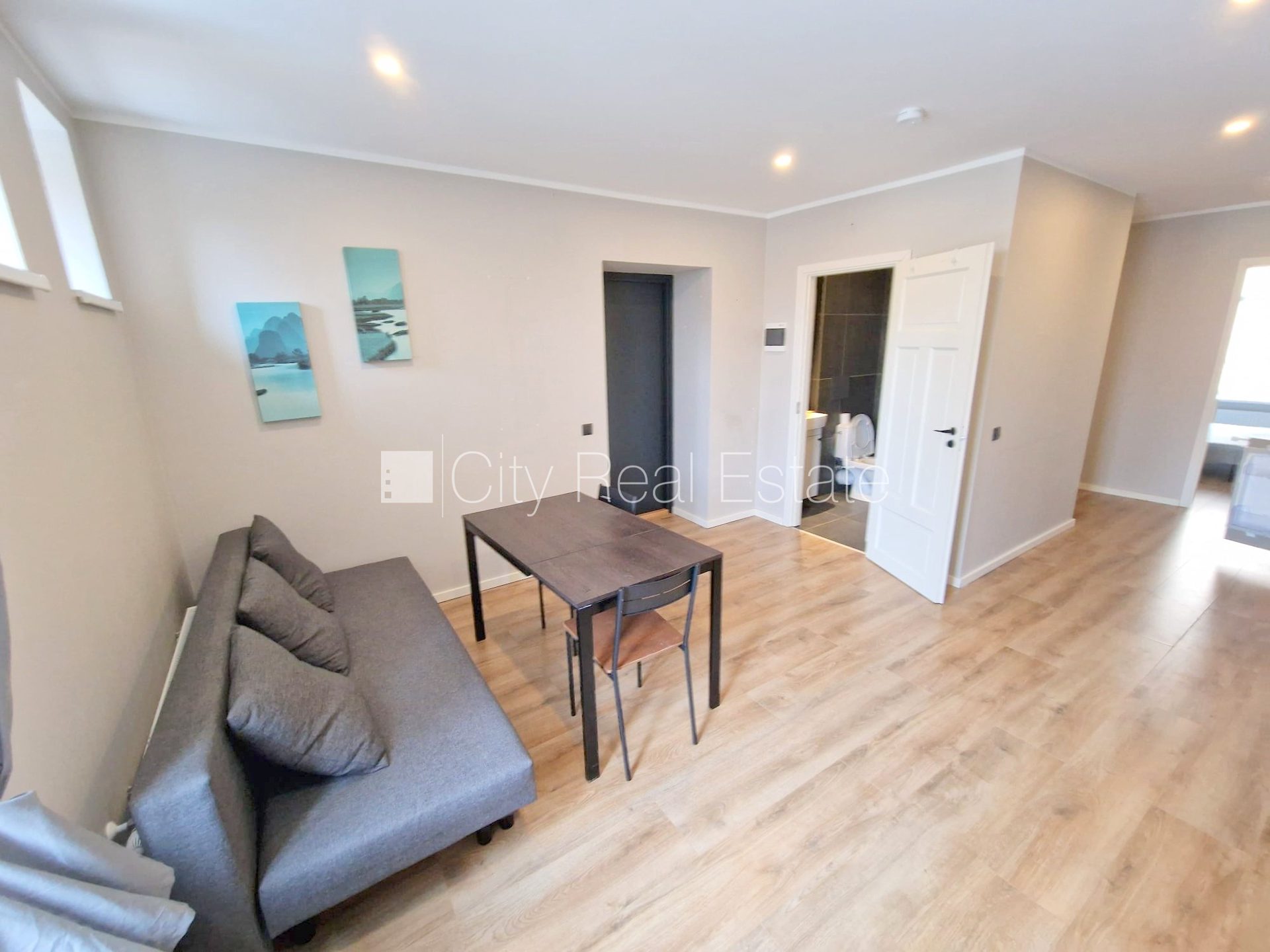2-room apartment for rent in Riga, City Centre, 34 m², Photo 2 of 10