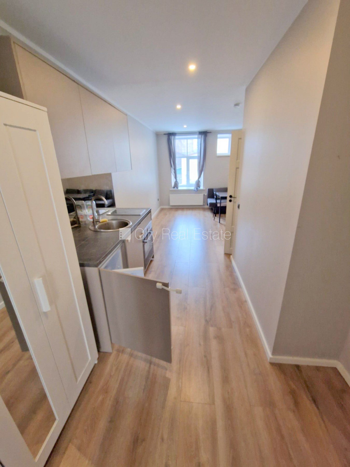 2-room apartment for rent in Riga, City Centre, 34 m², Photo 9 of 10