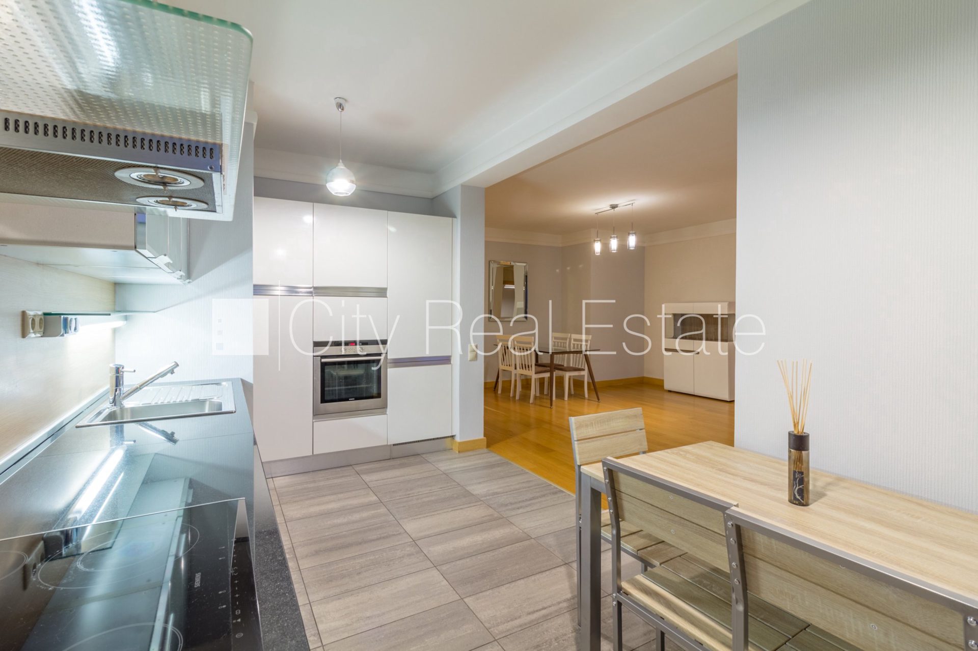 4-room apartment for rent in Riga, Šampēteris, 128 m², Photo 5 of 10