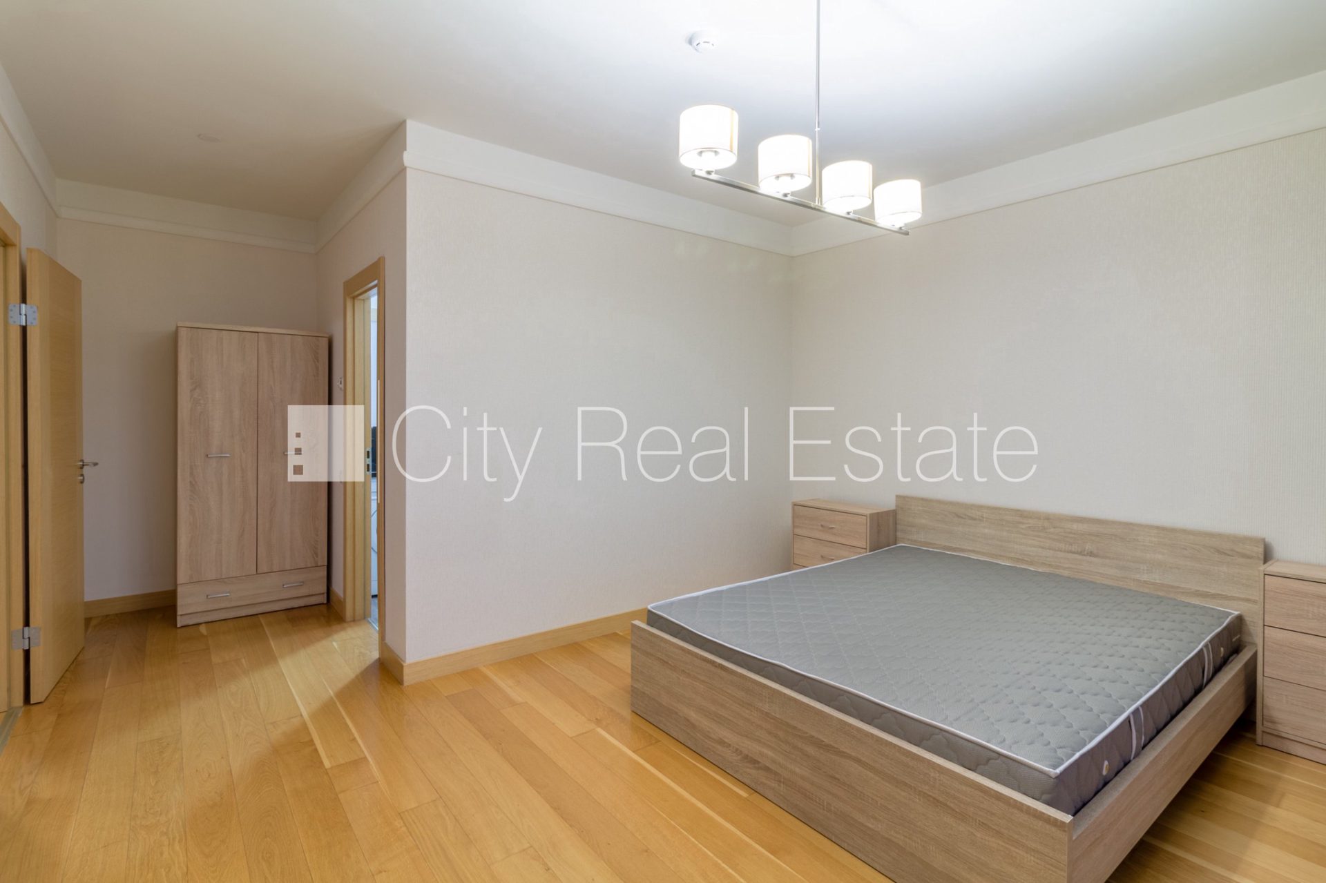 4-room apartment for rent in Riga, Šampēteris, 128 m², Photo 9 of 10