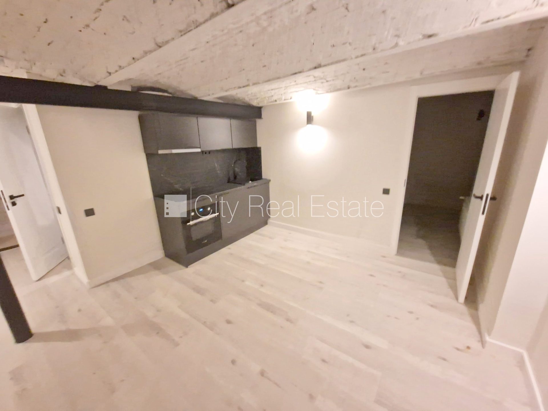 2-room apartment for rent in Riga, City Centre, 34 m², Photo 1 of 10