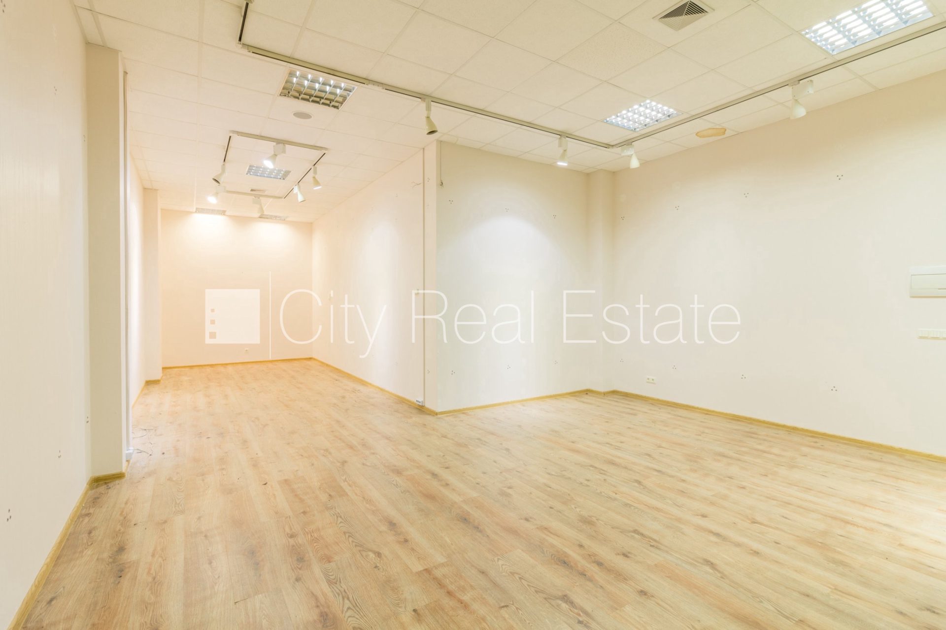 Коммерческое помещение в Рига, Шампетерис, 67 м², аренда, Фото 9 из 10