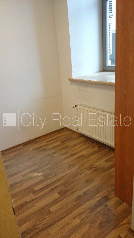 Коммерческое помещение в Рига, Старая Рига, 64 м², аренда, Фото 3 из 10