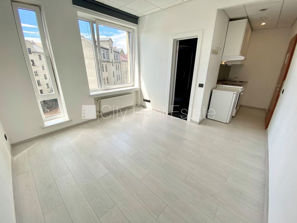 1-toaline korter Rīga, Centrs, 25 m², üür, Foto 1 / 10