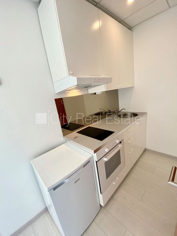 1-toaline korter Rīga, Centrs, 25 m², üür, Foto 4 / 10