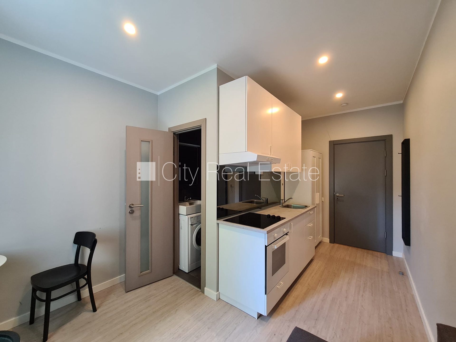 1-toaline korter Rīga, Centrs, 20 m², üür, Foto 1 / 10