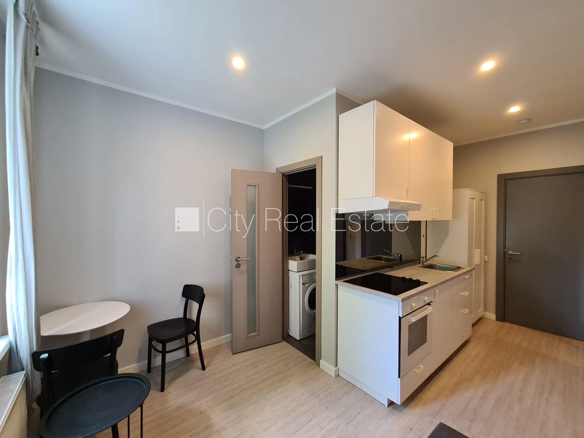 1-toaline korter Rīga, Centrs, 20 m², üür, Foto 2 / 10