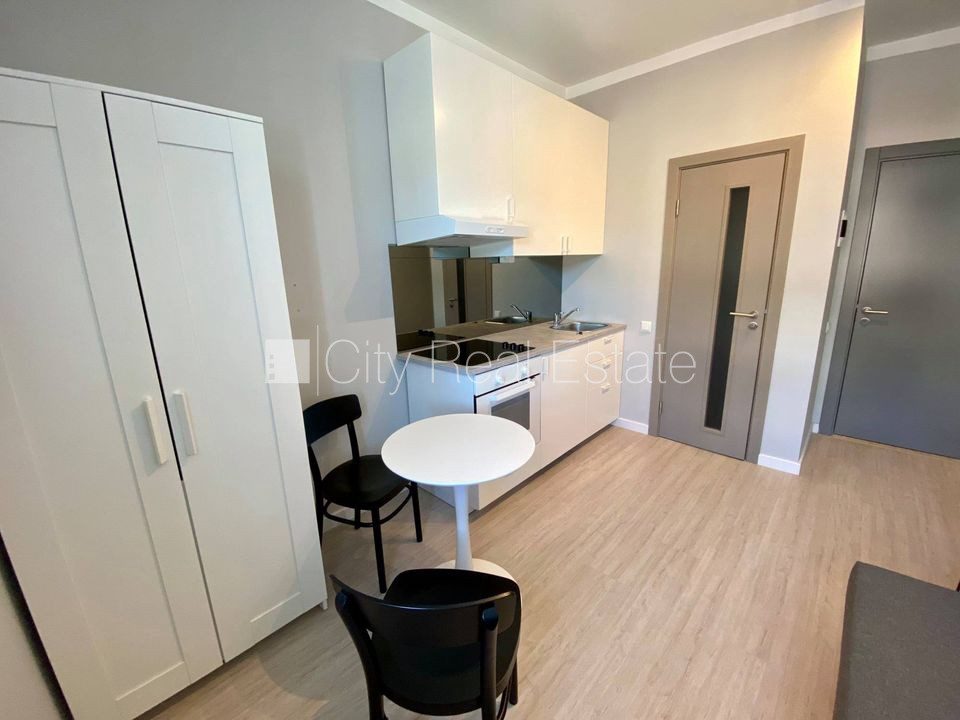1 istabu dzīvoklis Rīga, Centrs, 18 m², izīrē, Foto 1 no 10