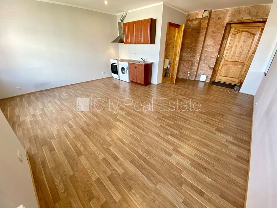 1-toaline korter Rīga, Centrs, 36 m², üür, Foto 1 / 6