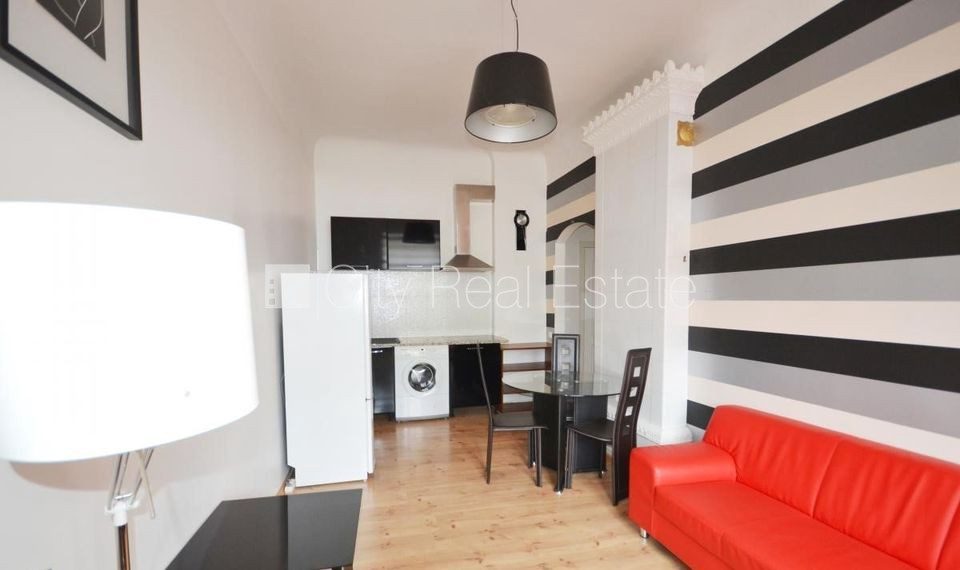 2-toaline korter Rīga, Centrs, 45 m², üür, Foto 1 / 10
