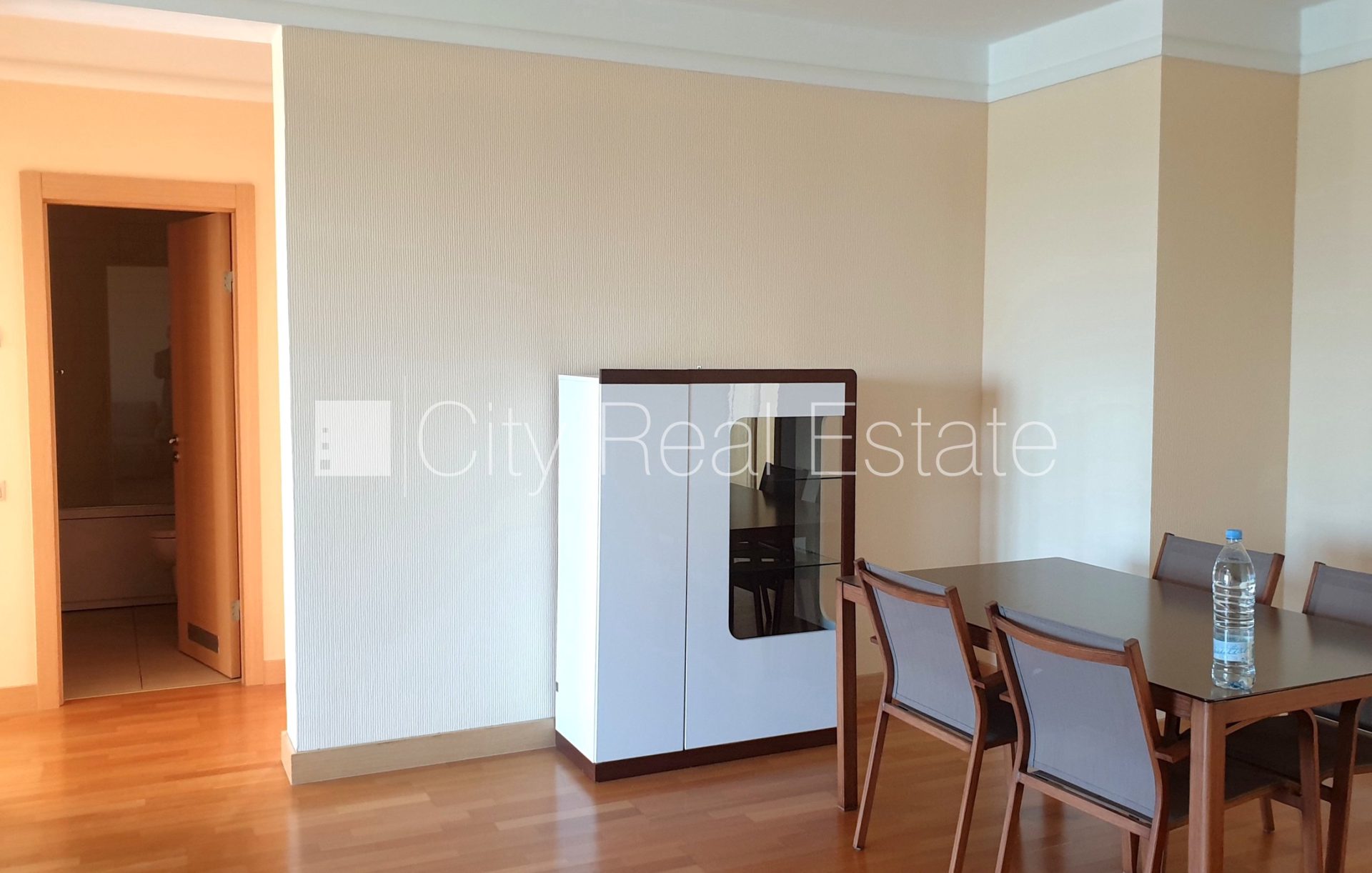 4-комнатная квартира в Рига, Шампетерис, 150 м², аренда, Фото 6 из 10