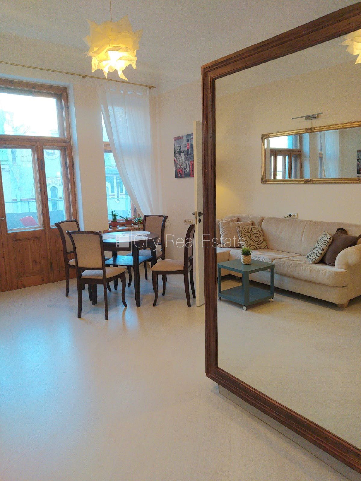 2 istabu dzīvoklis Rīga, Centrs, 50 m², izīrē, Foto 3 no 10