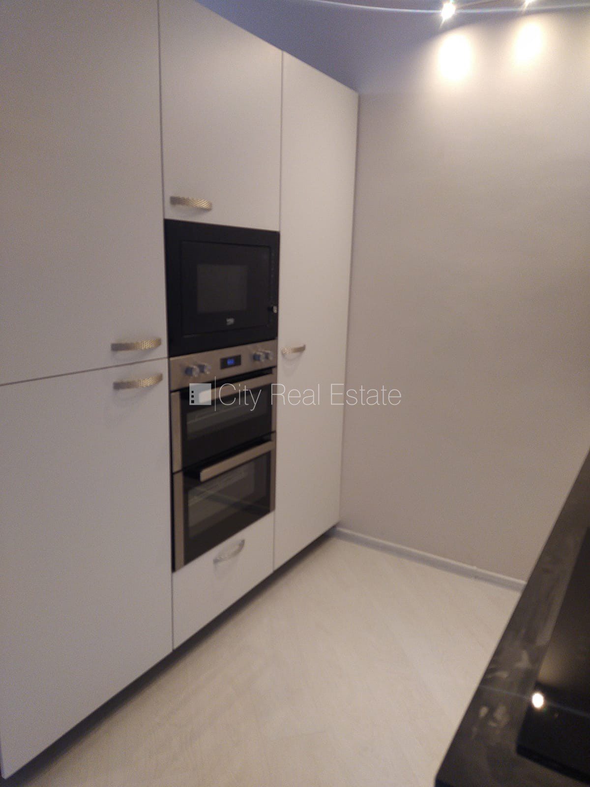 2 istabu dzīvoklis Rīga, Centrs, 50 m², izīrē, Foto 8 no 10
