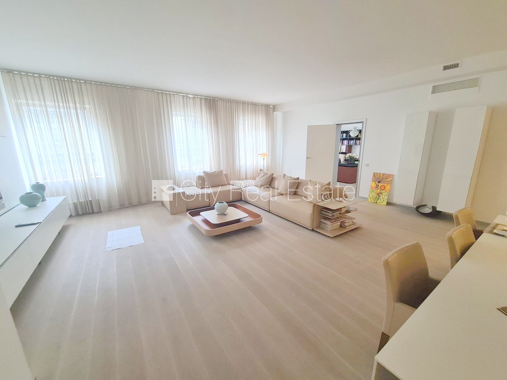 3 istabu dzīvoklis Rīga, Vecrīga, 171 m², pārdod, Foto 9 no 10