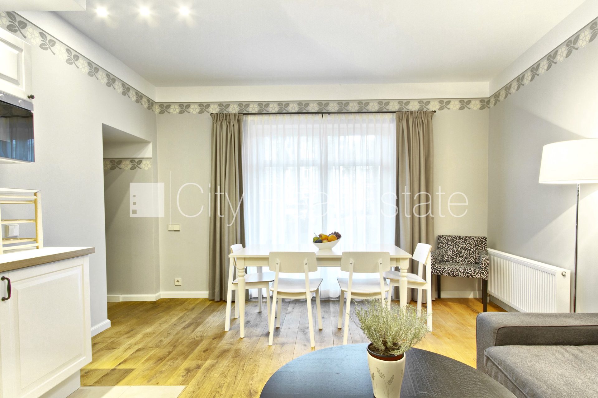 3-room apartment for rent in Jūrmala, Dzintari, 63 m², Photo 1 of 7