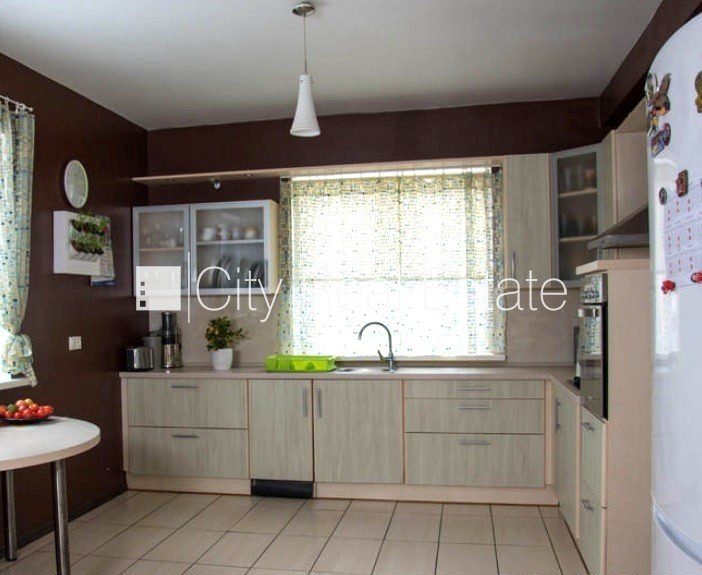House for sale in Ķekava, 308 m², Photo 7 of 10