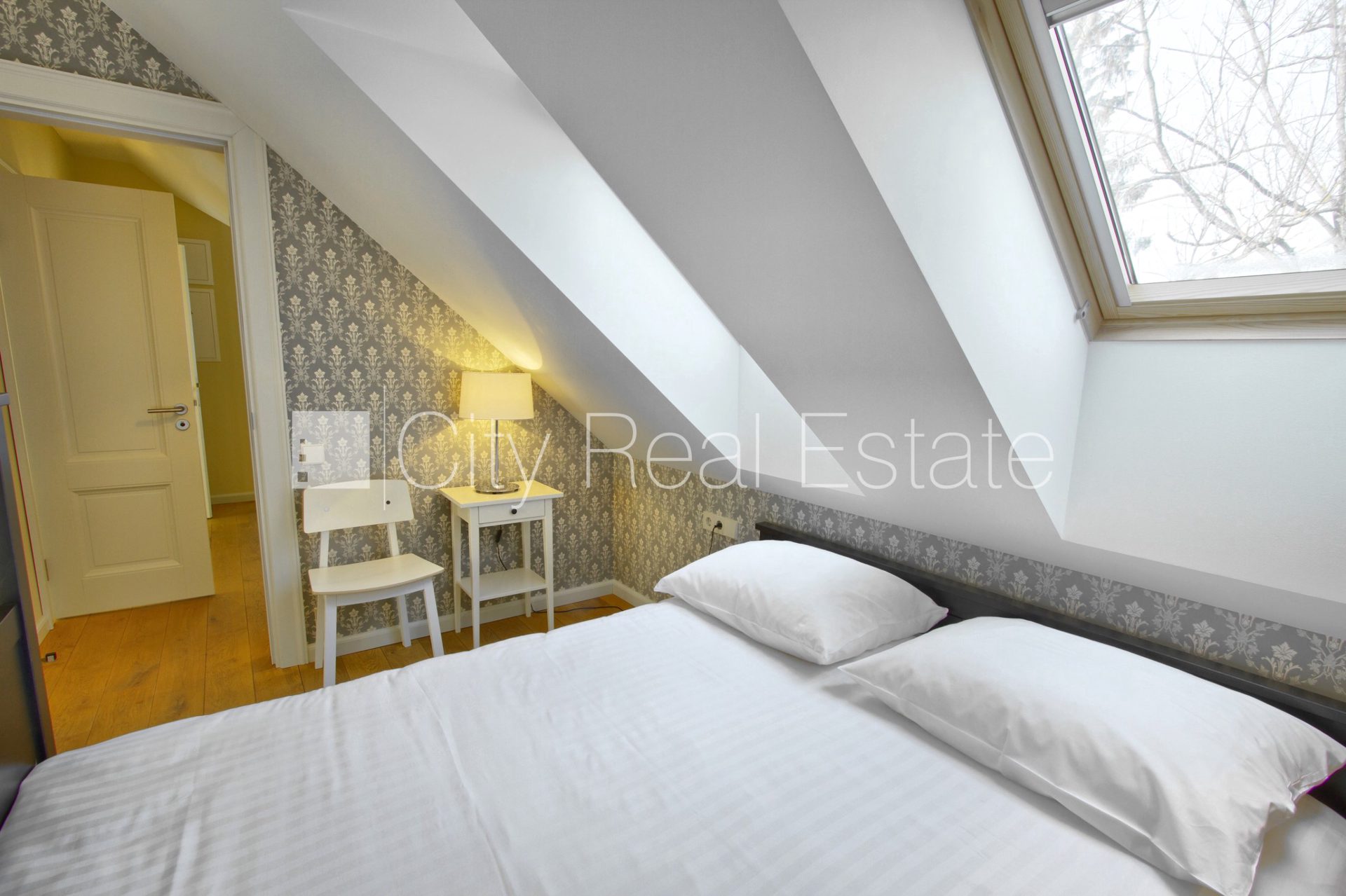 3 istabu dzīvoklis Jūrmala, Dzintari, 86 m², izīrē, Foto 6 no 10