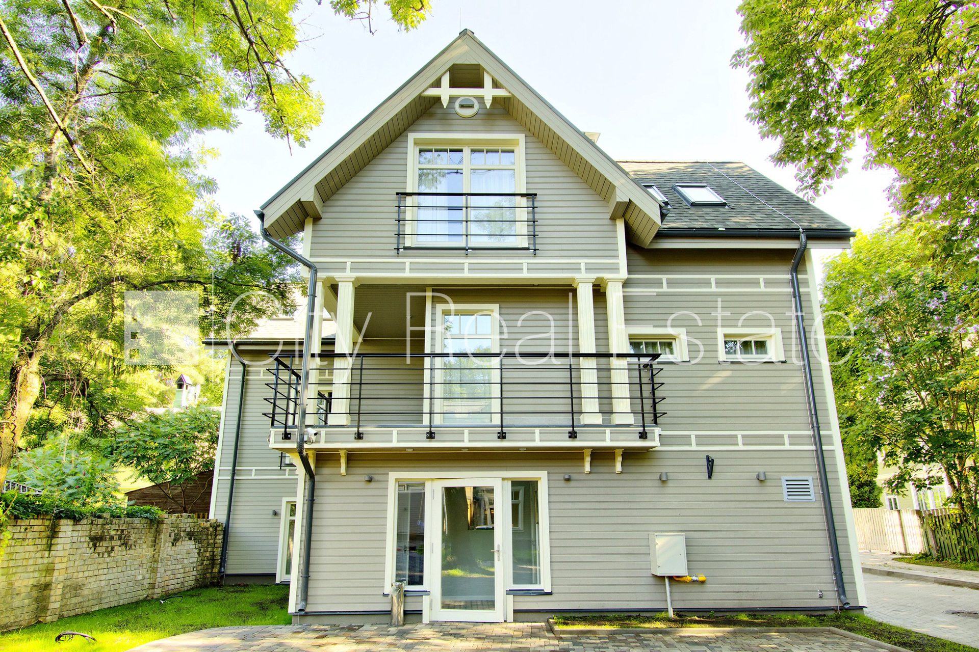 3 istabu dzīvoklis Jūrmala, Dzintari, 86 m², izīrē, Foto 8 no 10