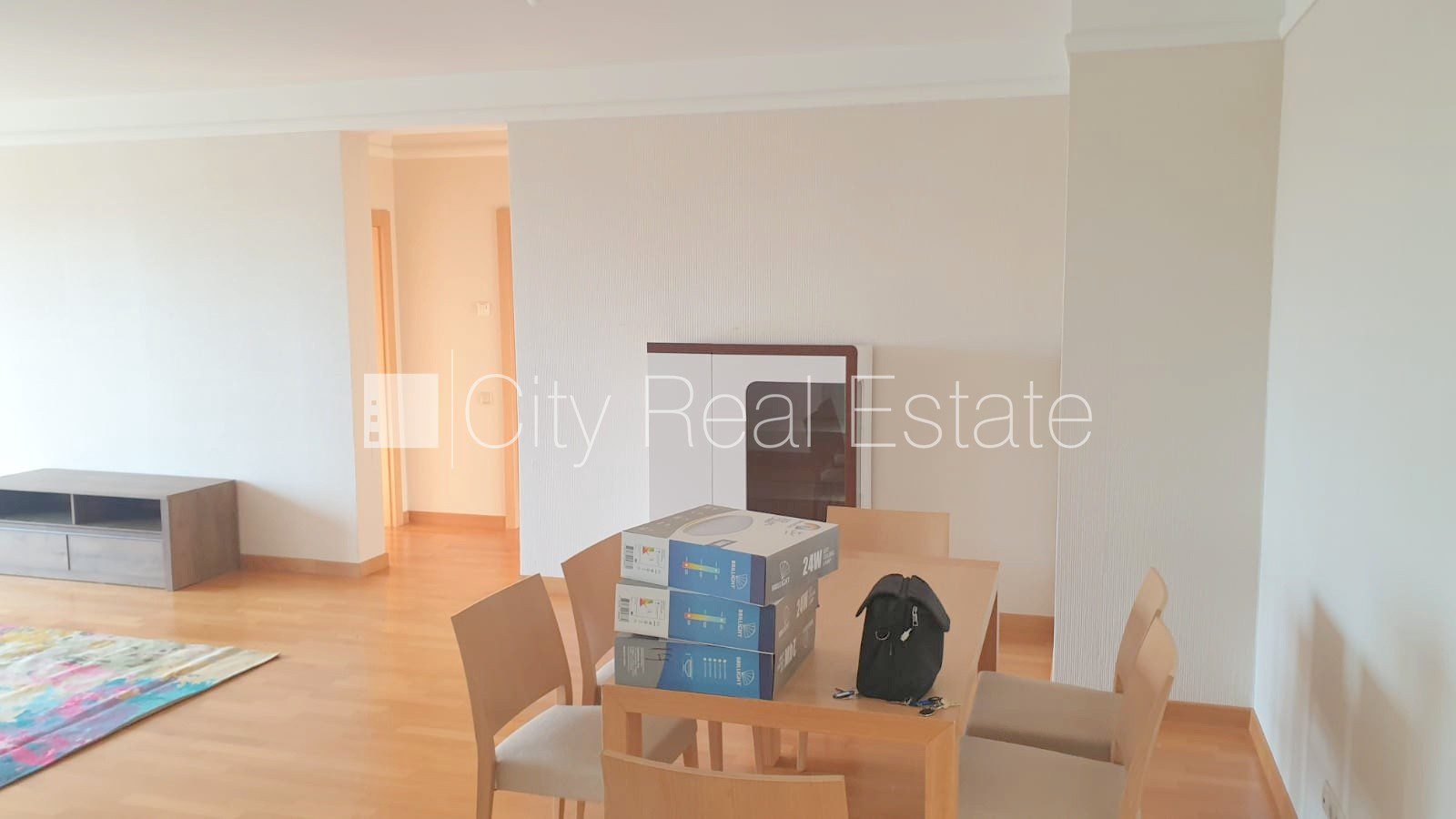 4 istabu dzīvoklis Rīga, Šampēteris, 120 m², izīrē, Foto 3 no 10