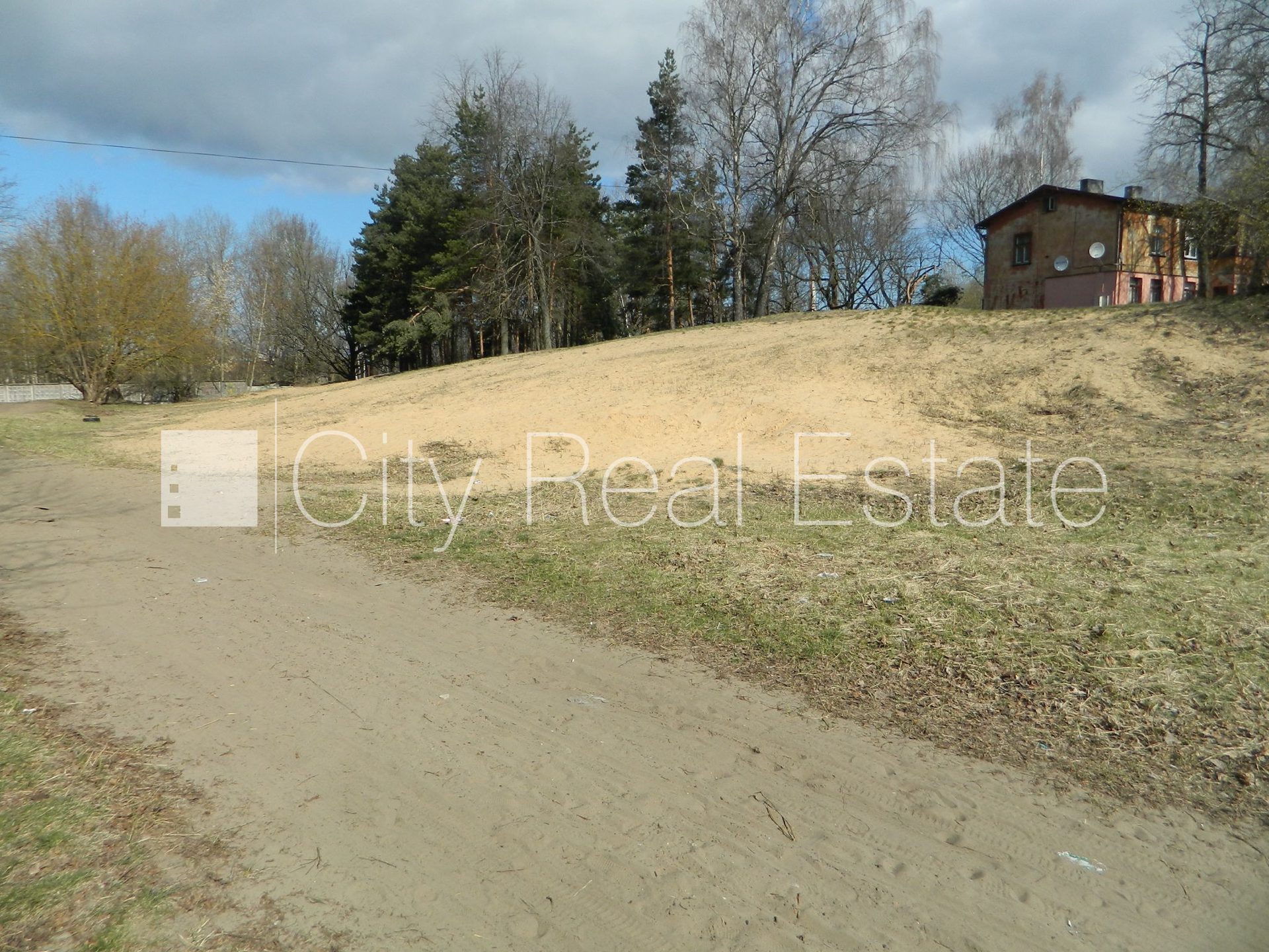 Land plot for sale in Riga, Šampēteris, 3963 m², Photo 1 of 10