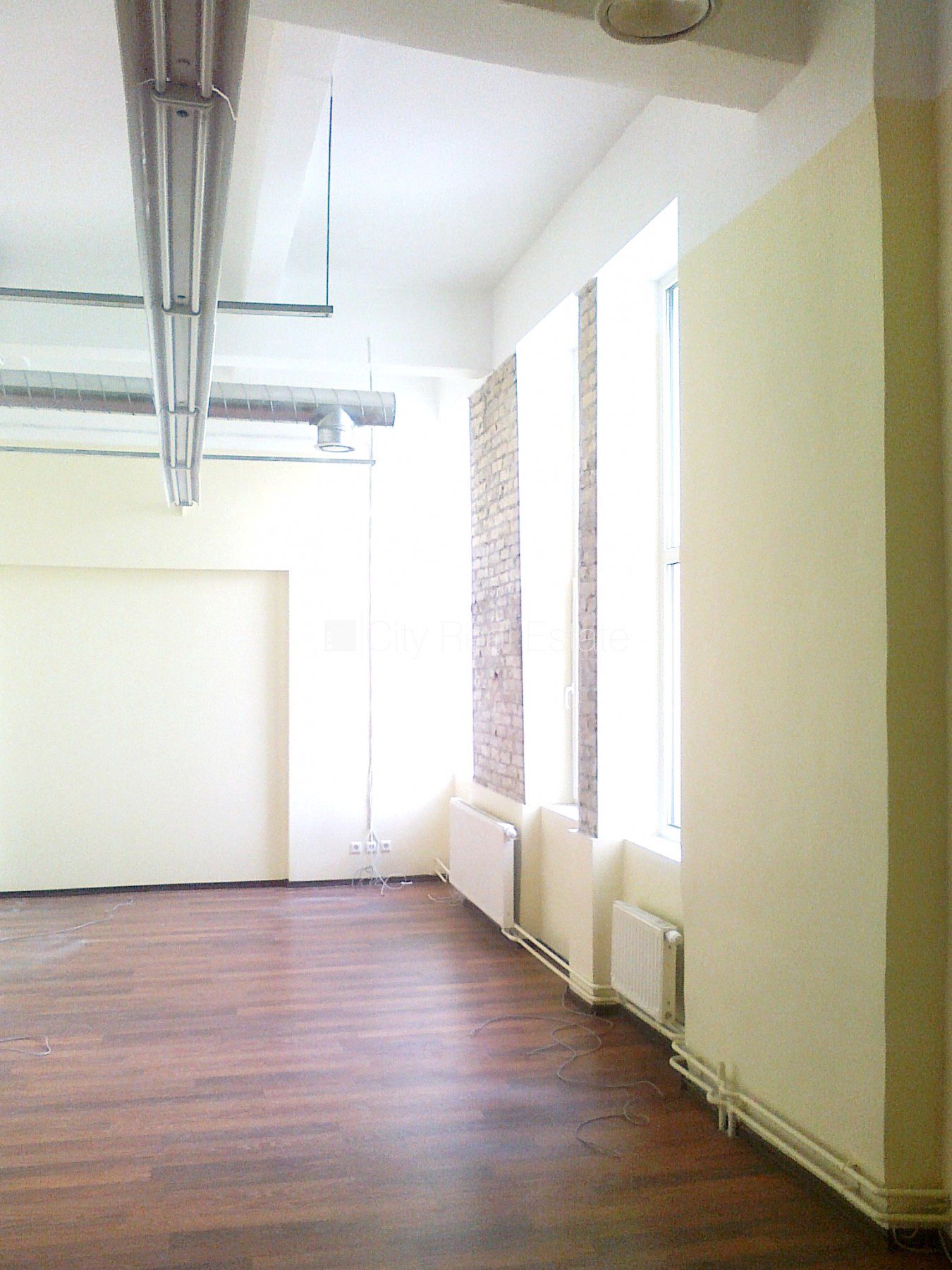 Äripind Rīga, Torņakalns, 32 m², üür, Foto 1 / 3