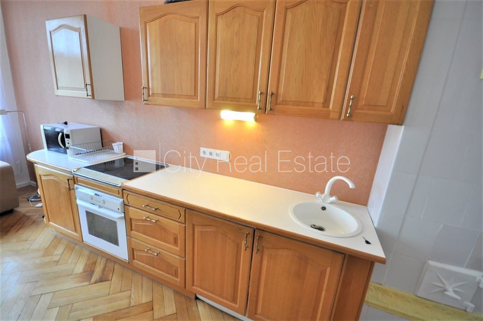 2-toaline korter Rīga, Centrs, 45 m², üür, Foto 2 / 10
