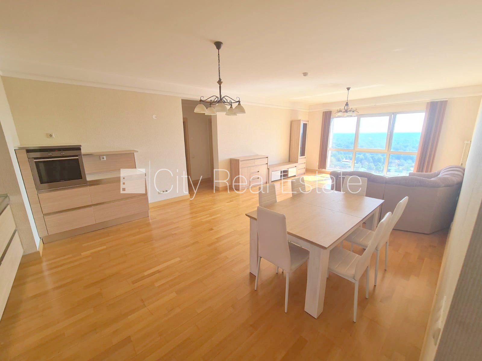 3-room apartment for rent in Riga, Šampēteris, 90 m², Photo 2 of 10