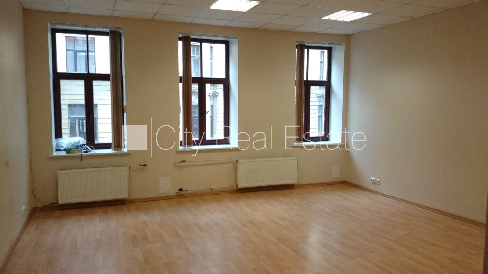Äripind Rīga, Centrs, 41 m², üür, Foto 1 / 9