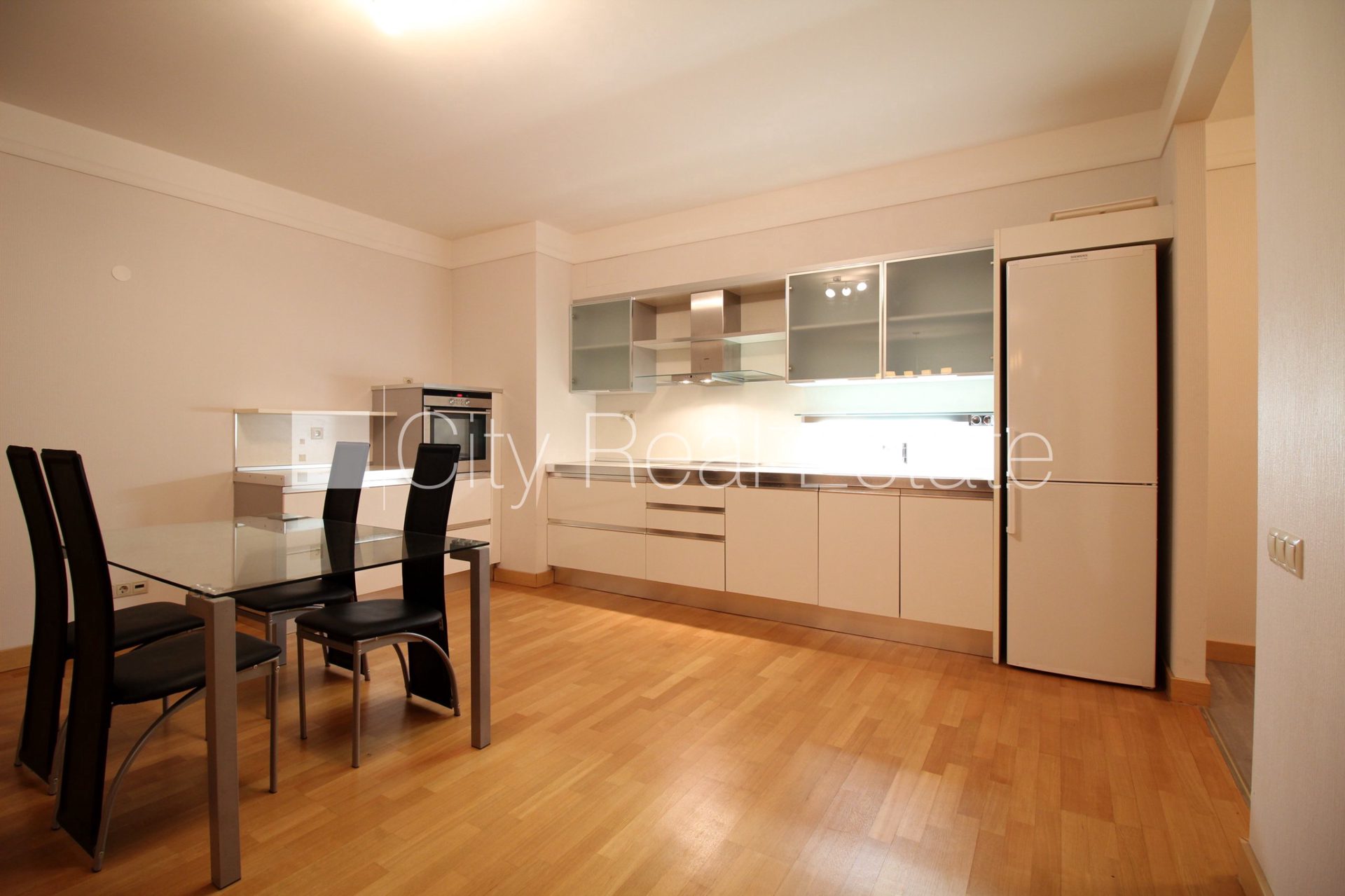 3 istabu dzīvoklis Rīga, Šampēteris, 89 m², izīrē, Foto 4 no 10