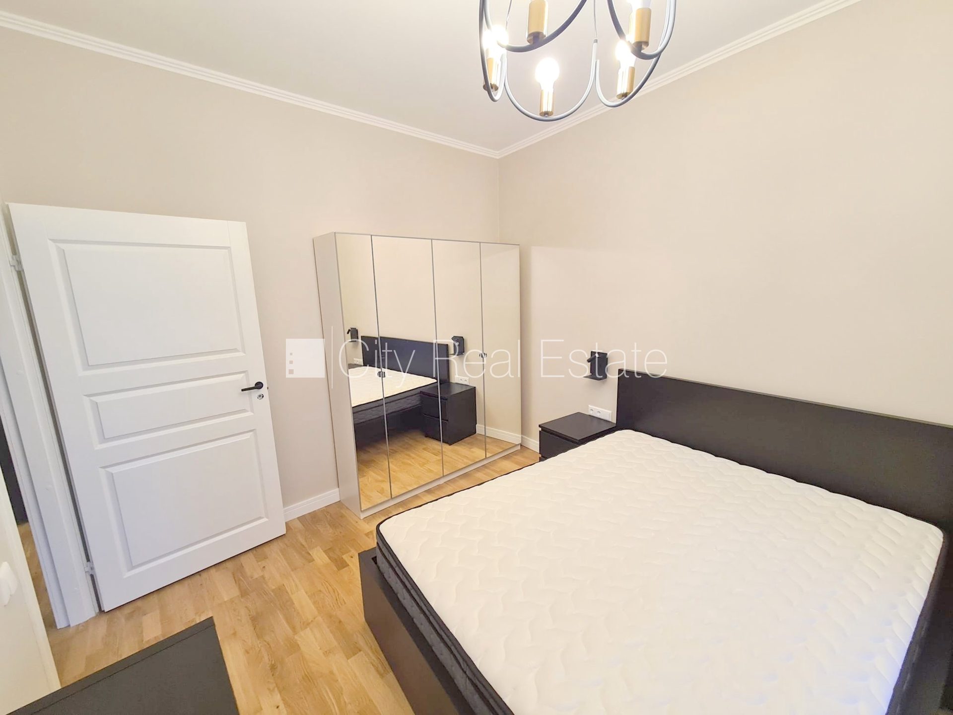 2-комнатная квартира в Рига, Старая Рига, 44 м², аренда, Фото 2 из 10