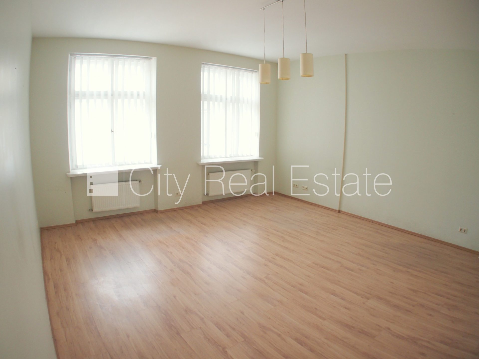 3-room apartment for rent in Riga, City Centre, 93 m², Photo 2 of 10