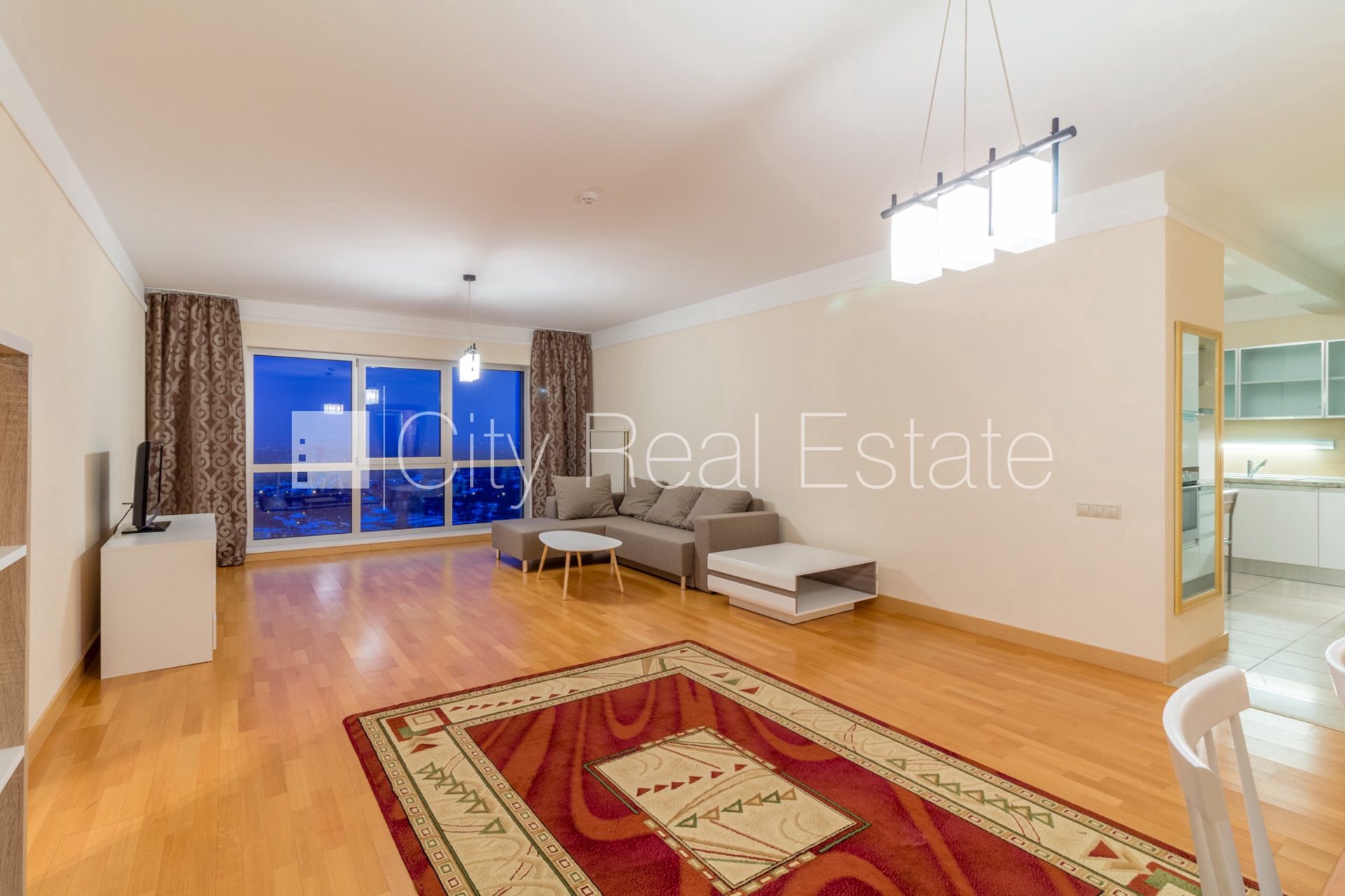 4-комнатная квартира в Рига, Шампетерис, 122 м², продажа, Фото 2 из 10