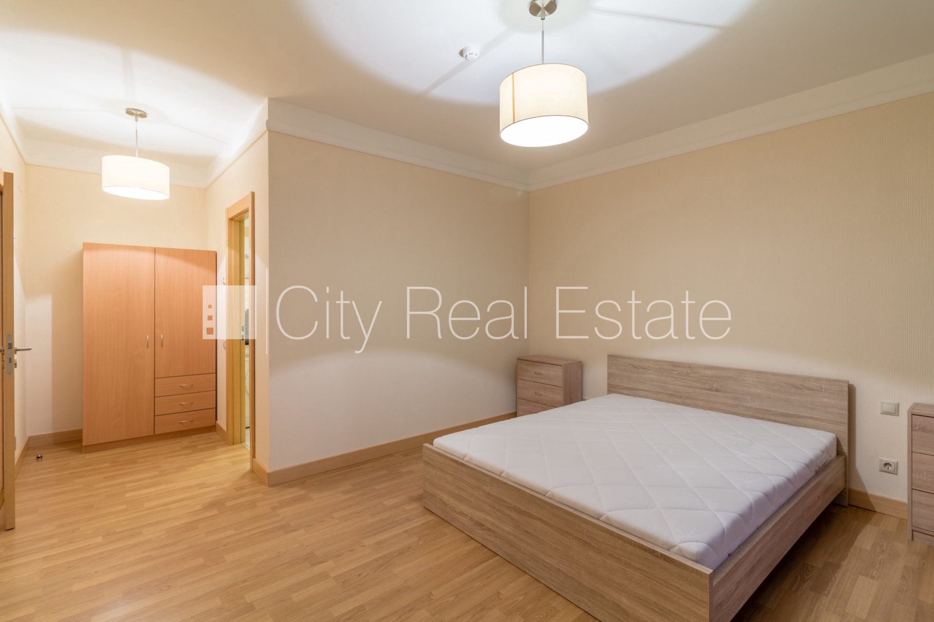 4-комнатная квартира в Рига, Шампетерис, 122 м², продажа, Фото 7 из 10