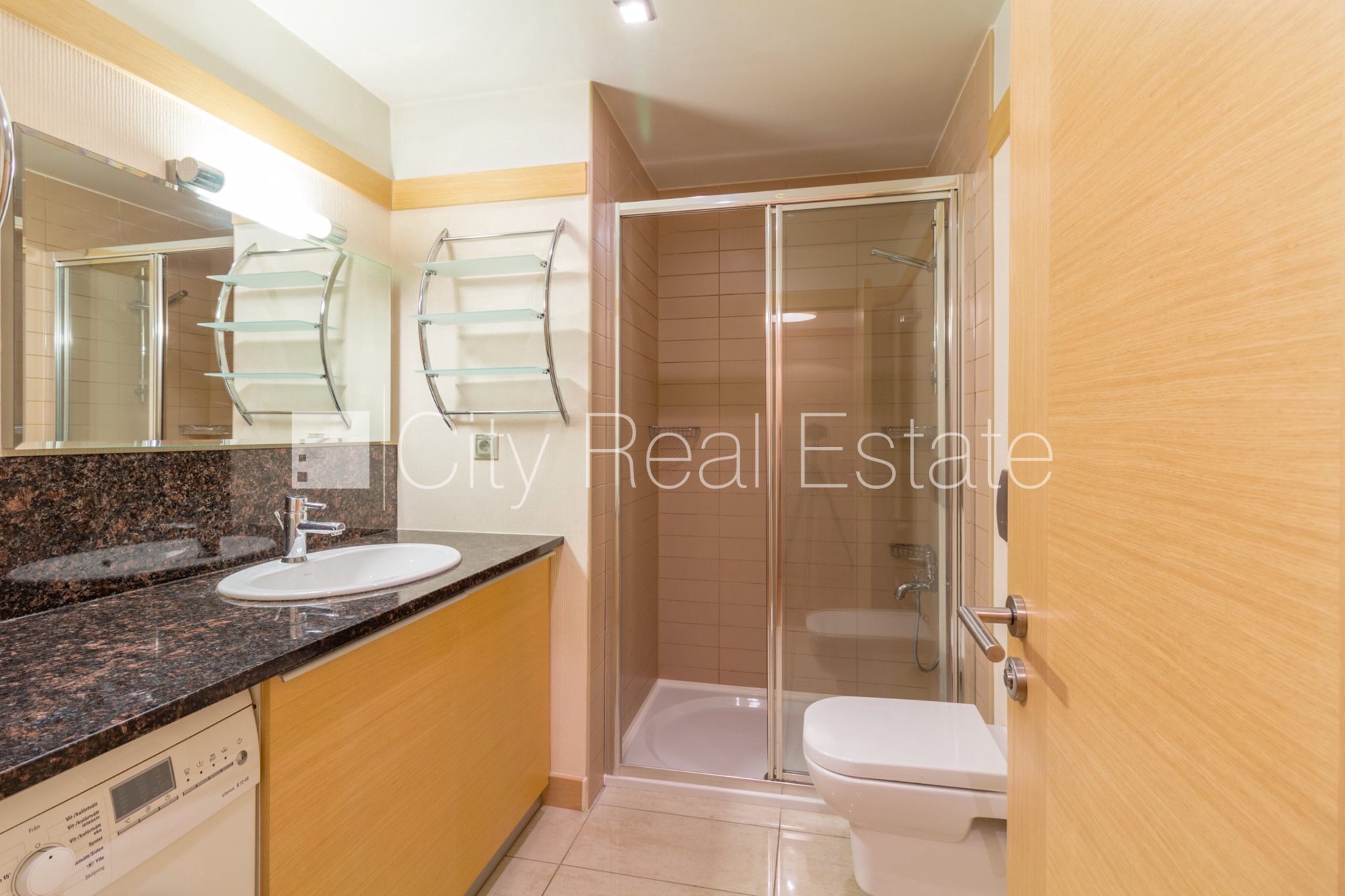 4-комнатная квартира в Рига, Шампетерис, 122 м², продажа, Фото 9 из 10