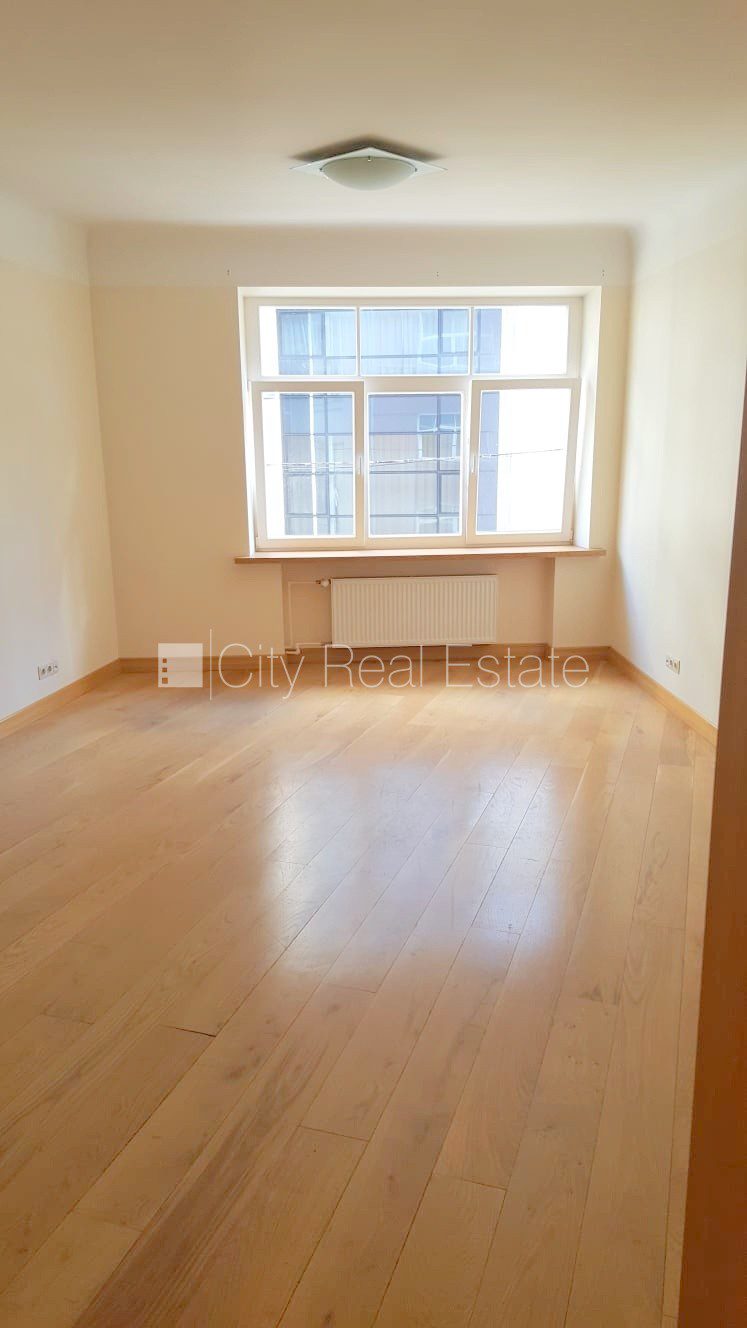 Commercial premises for rent in Riga, Old Riga, 77 m², Photo 1 of 10