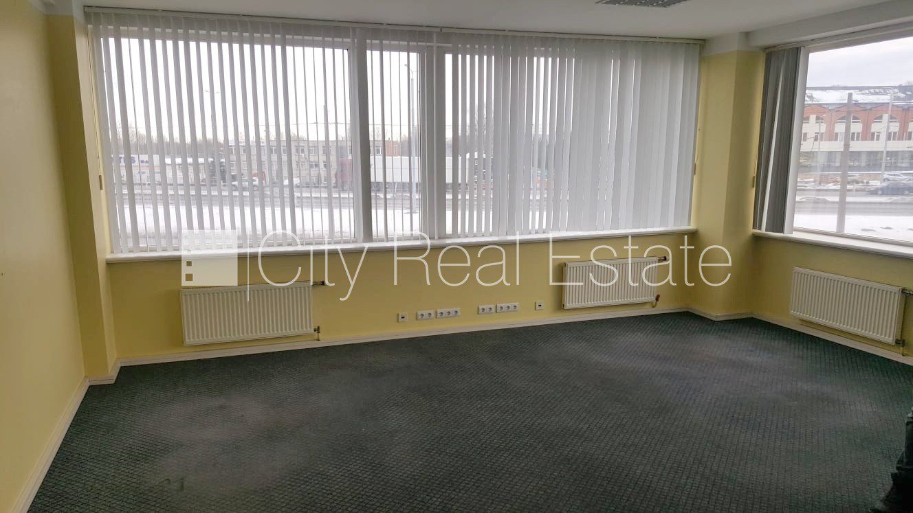 Komerctelpas Rīga, Torņakalns, 45 m², izīrē, Foto 1 no 10
