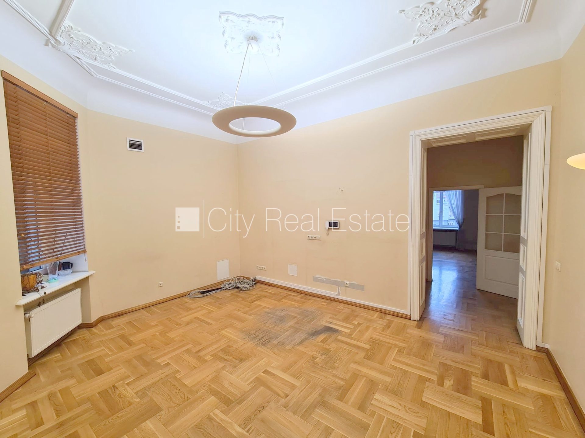 4-комнатная квартира в Рига, Центр, 130 м², аренда, Фото 9 из 10