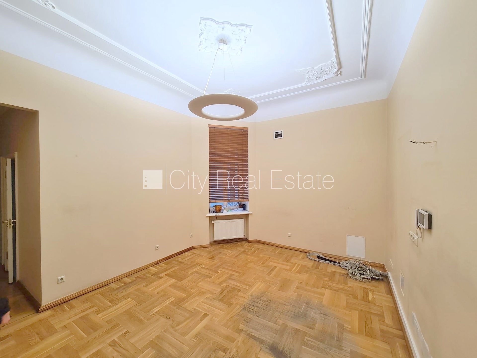4-комнатная квартира в Рига, Центр, 130 м², аренда, Фото 10 из 10
