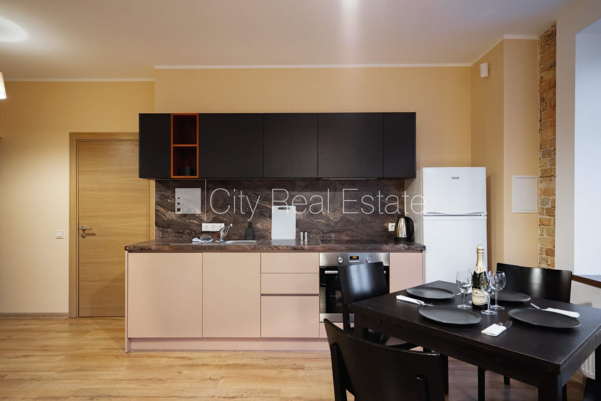 1 istabu dzīvoklis Rīga, Centrs, 32 m², izīrē, Foto 3 no 10