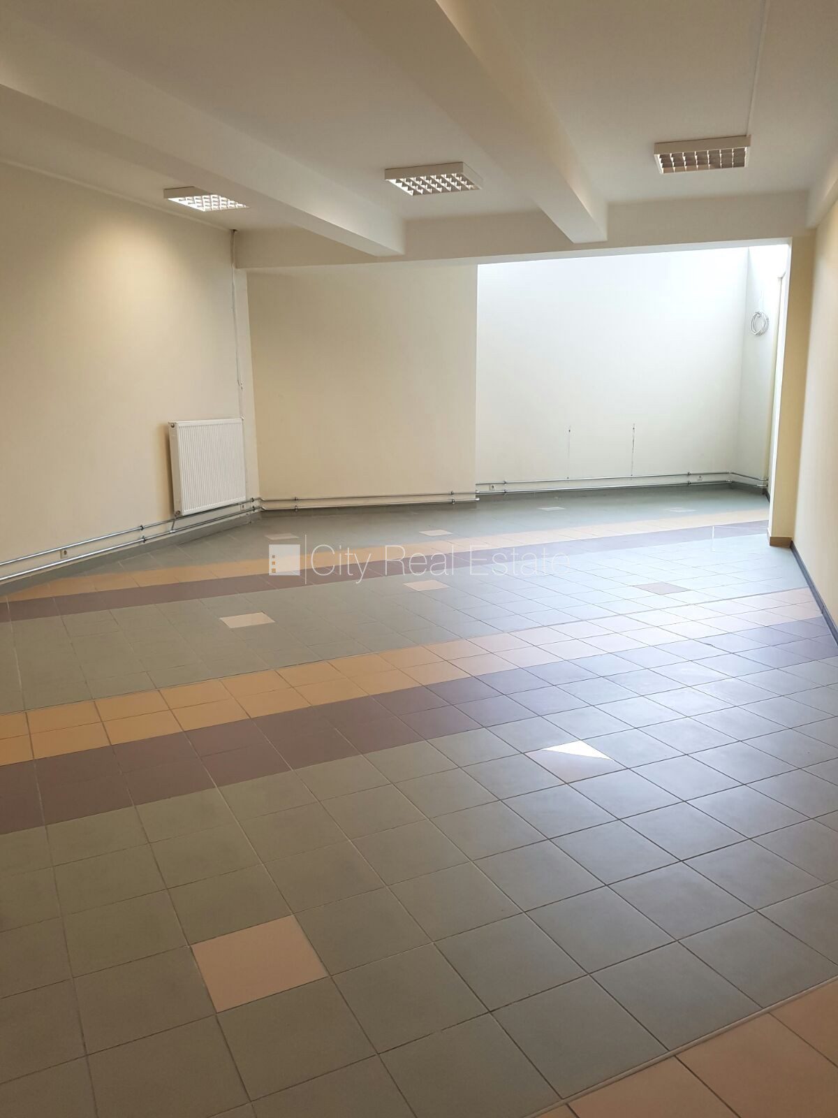 Äripind Rīga, Latgales apkaime, 434 m², üür, Foto 2 / 9